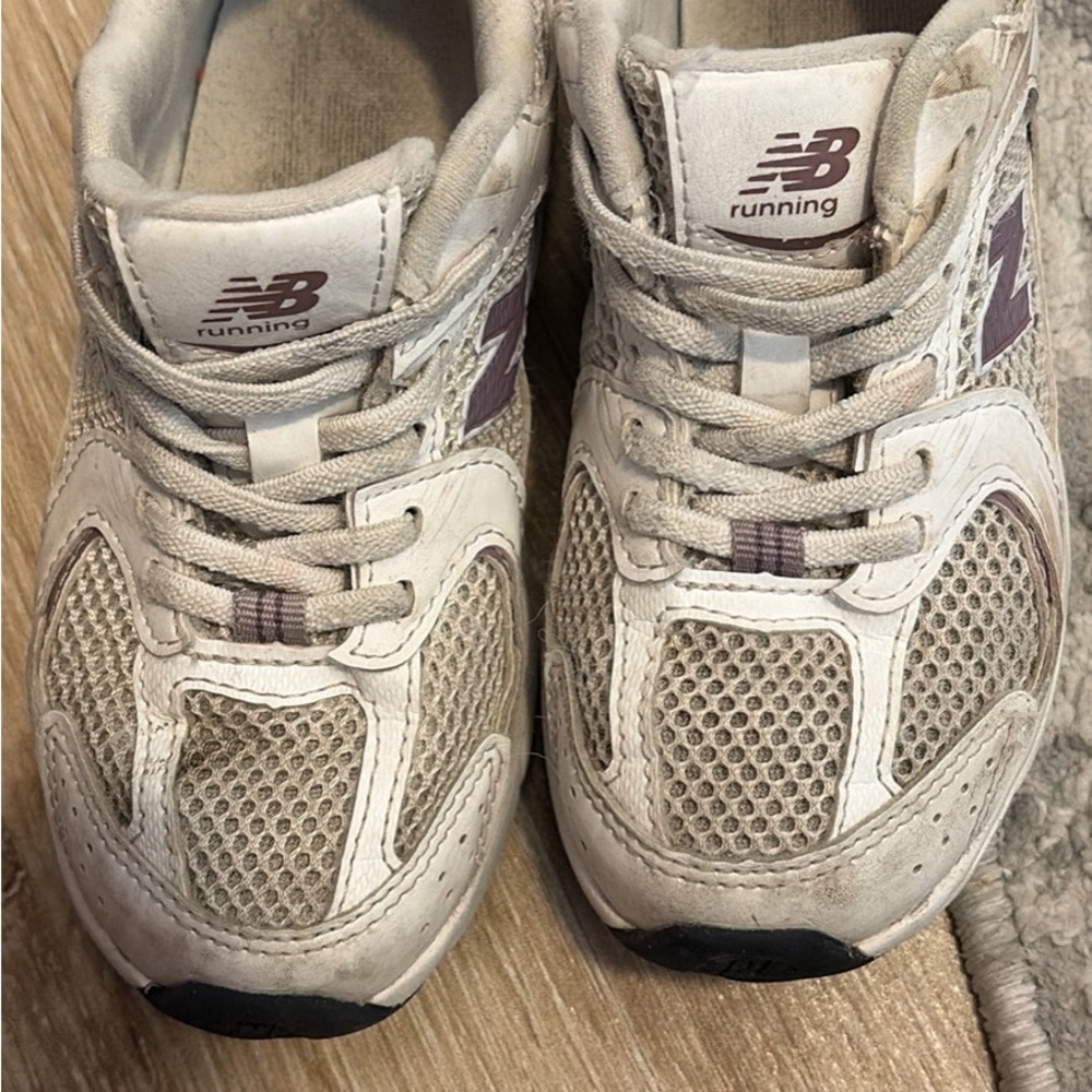 New Balance Cream and Mauve Athletic Sneakers